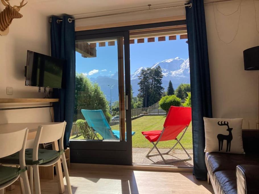 Appartement La Marmotte: Vue Mont Blanc, Terrasse, Parking à Combloux Extérieur photo