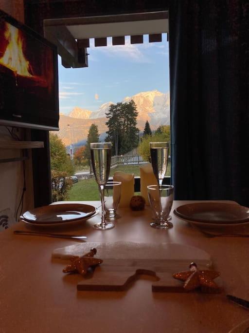 Appartement La Marmotte: Vue Mont Blanc, Terrasse, Parking à Combloux Extérieur photo